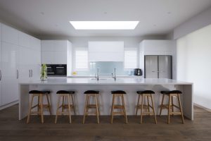 Sage-Doors-Acrygloss-Glacier-Kitchen-White-Gloss-Royale Kitchens