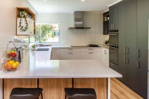 Sage-Doors-Invisedge-Black-Naturale-Kitchen-Laseredge-Perfect-Order-Kitchen-Design-Snowdrift-Grey-Timber
