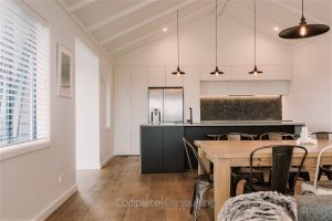 Sage-Doors-Invisedge-Warm-White-Naturale-Kitchen-Complete-Consulting-Laseredge