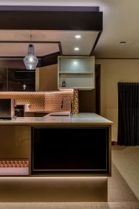 Sarah Burrows - Kellie Extence Photography - Acrygloss Silica