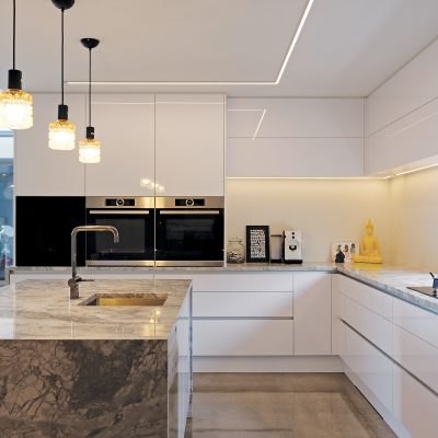 Vogue Kitchens | Acrygloss Glacier