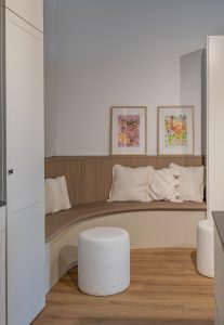Sage Doors seating area Opticoat Pennsylvania Flexipanel Latte Matte, Timbalook Kaikoura seat